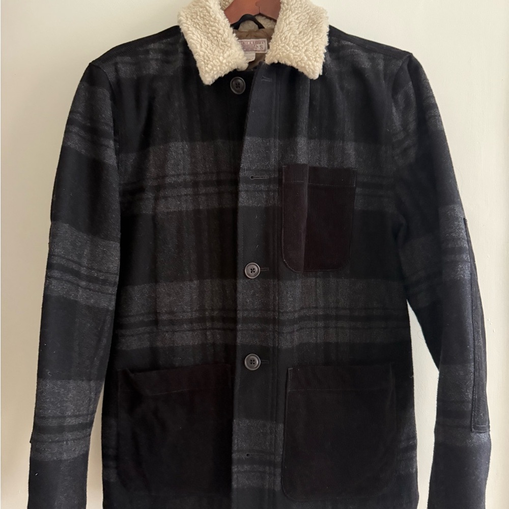 Wallace & Barnes Wool Insulated Barn Jacket with Shearling Collar - Black Plaid
